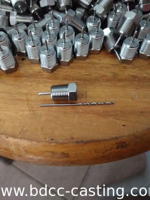 Kundenspezifischer Edelstahlanschluss mit allen Arten von Oberflächen, hergestellt vom professionellen Hersteller in China