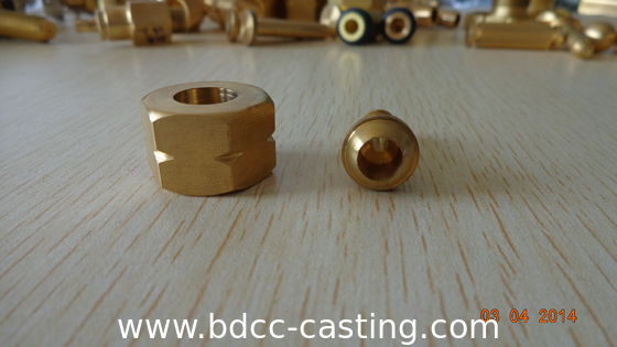 Kundenspezifische Klimaanlagenrohre und -formstücke mit allen Arten von Oberflächen, hergestellt von einem professionellen Hersteller in China