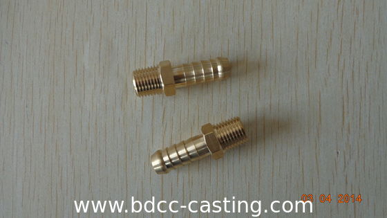 Kundenspezifischer Taschenschlauch mit Messingarmaturen, hergestellt von einem professionellen Hersteller in China