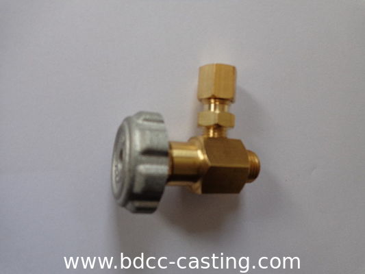 Kundenspezifischer Wasserzähleranschluss aus Messing mit allen Arten von Oberflächen, hergestellt von einem professionellen Hersteller in China