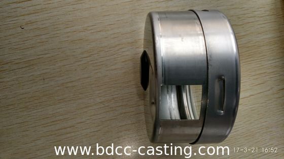 Prägen, Gehäuse für Manometer, Metallstanzteile aus Edelstahl mit allen Arten von Oberflächen, Stanzteile