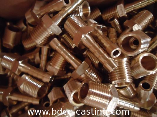 Kundenspezifischer Wasserzähleranschluss aus Messing mit allen Arten von Oberflächen, hergestellt von einem professionellen Hersteller in China