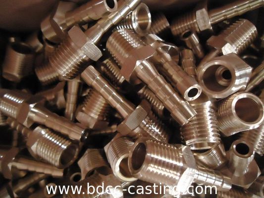 Verarbeitung kundenspezifischer Rohrverbindungen aller Art, CNC-Bearbeitung, Messingfittings, hergestellt in China vom professionellen Hersteller