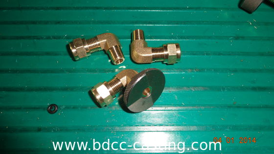 Verarbeitung kundenspezifischer mechanischer Teile aller Art, CNC-Bearbeitung, Messingfitting, hergestellt in China, professioneller Hersteller