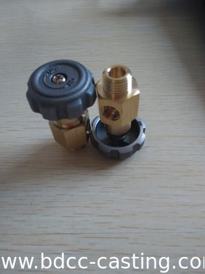 C20 Ventil; Kundenspezifische CNC-Messingrohrfittings, hergestellt in China von einem professionellen Hersteller