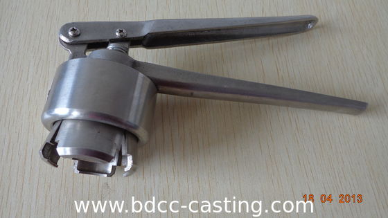 Crimpzangen  Kundenspezifische Bottiche, Diebstahlschutzdeckel; Farbdruck kann nach Kundenwunsch angepasst werden