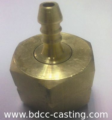 Verarbeitung kundenspezifischer Rohrverbindungen aller Art, CNC-Bearbeitung, Messingfittings, hergestellt in China vom professionellen Hersteller