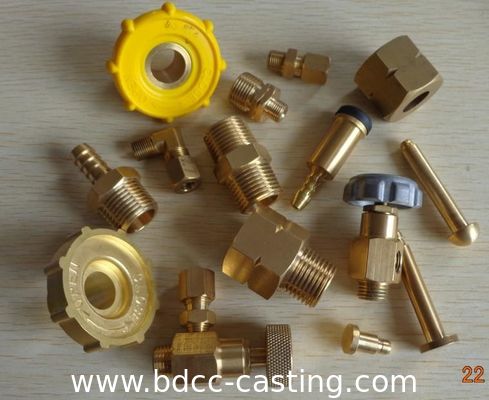 Verarbeitung kundenspezifischer Rohrverbindungen aller Art, CNC-Bearbeitung, Messingfittings, hergestellt in China vom professionellen Hersteller