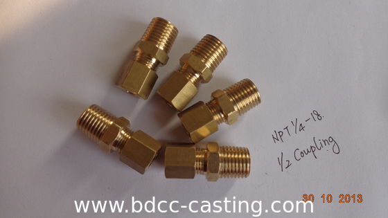 Verarbeitung kundenspezifischer Rohrverbindungen aller Art, CNC-Bearbeitung, Messingfittings, hergestellt in China vom professionellen Hersteller