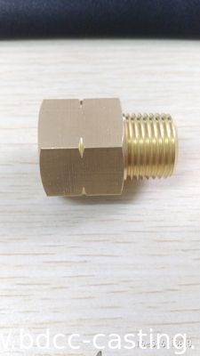 Verarbeitung kundenspezifischer Rohrverbindungen aller Art, Adapter, CNC-Bearbeitung, Messingfittings, hergestellt in China von einem professionellen Hersteller