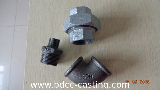 Rohrverbindung, Winkel, T-Stück, Kupplung, Edelstahl, Kundenspezifische CNC-Präzisionsbearbeitungsteile mit allen Arten von Oberflächen