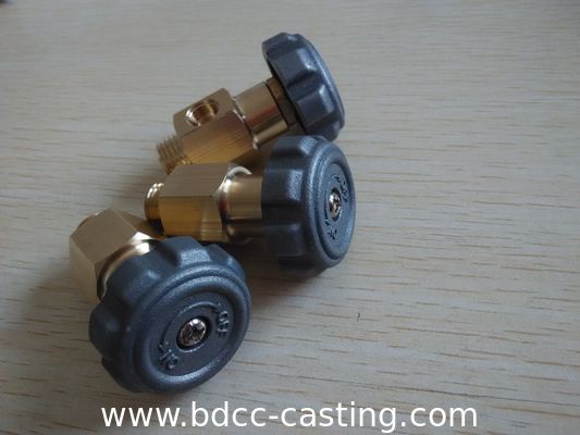 Verarbeitung kundenspezifischer Rohrverbindungen aller Art, CNC-Bearbeitung, Messingfittings, hergestellt in China vom professionellen Hersteller