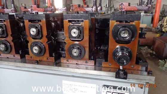 Doppelwand-Rohrlinien-Walzwerk, kundenspezifisch, Puffer-Akkumulator mit kompletten Komponenten und Zugang