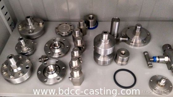 Kundenspezifisches CNC-Bearbeitungsteil mit allen Arten von Oberflächen, hergestellt von einem professionellen Hersteller in China