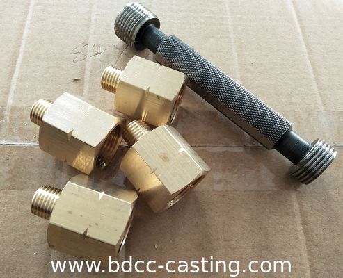 Verarbeitung kundenspezifischer Rohrverbindungen aller Art, Adapter, CNC-Bearbeitung, Messingfittings, hergestellt in China von einem professionellen Hersteller