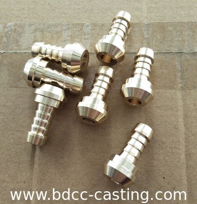 Verarbeitung kundenspezifischer Rohrverbindungen aller Art, Adapter, CNC-Bearbeitung, Messingfittings, hergestellt in China von einem professionellen Hersteller