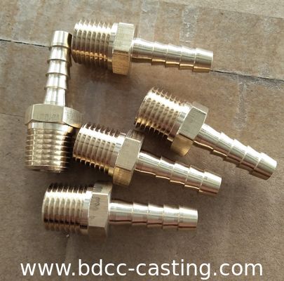 Verarbeitung von kundenspezifischen Rohrverbindungen aller Art, Adaptern, CNC-Bearbeitung, Messingfittings, Messingmuttern und -schrauben. Gewindefittings aus Messing