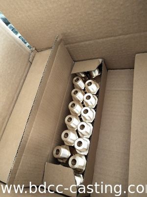 Verarbeitung von kundenspezifischen Rohrverbindungen aller Art, Adaptern, CNC-Bearbeitung, Messingfittings, Messingmuttern und -schrauben. Gewindefittings aus Messing