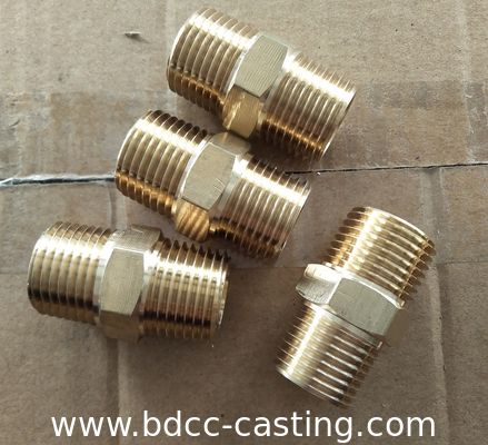 Verarbeitung von kundenspezifischen Rohrverbindungen aller Art, Adaptern, CNC-Bearbeitung, Messingfittings, Messingmuttern und -schrauben. Gewindefittings aus Messing