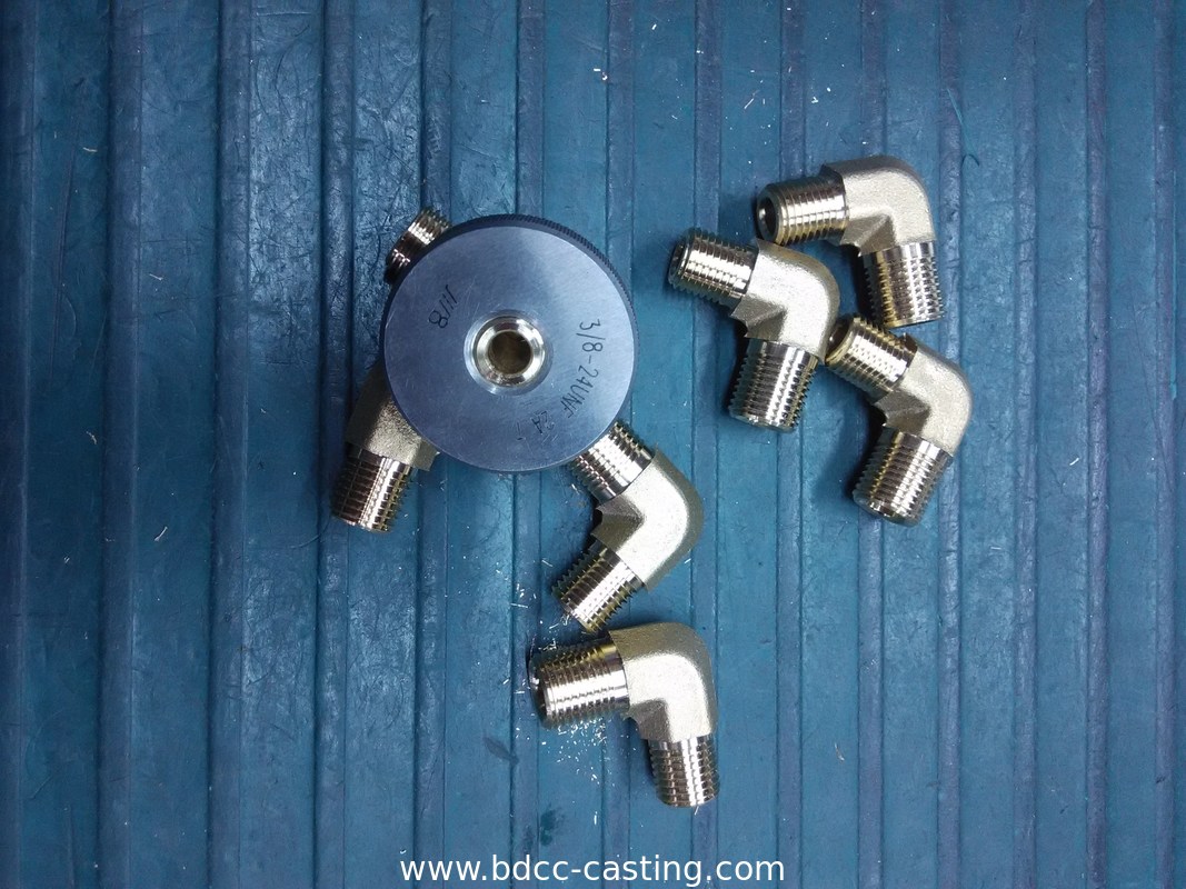 1/4" Kompressionswinkel, die verschiedenen Flüssiggas-Armaturen, kundenspezifische Messingarmatur, hergestellt in China vom professionellen Hersteller