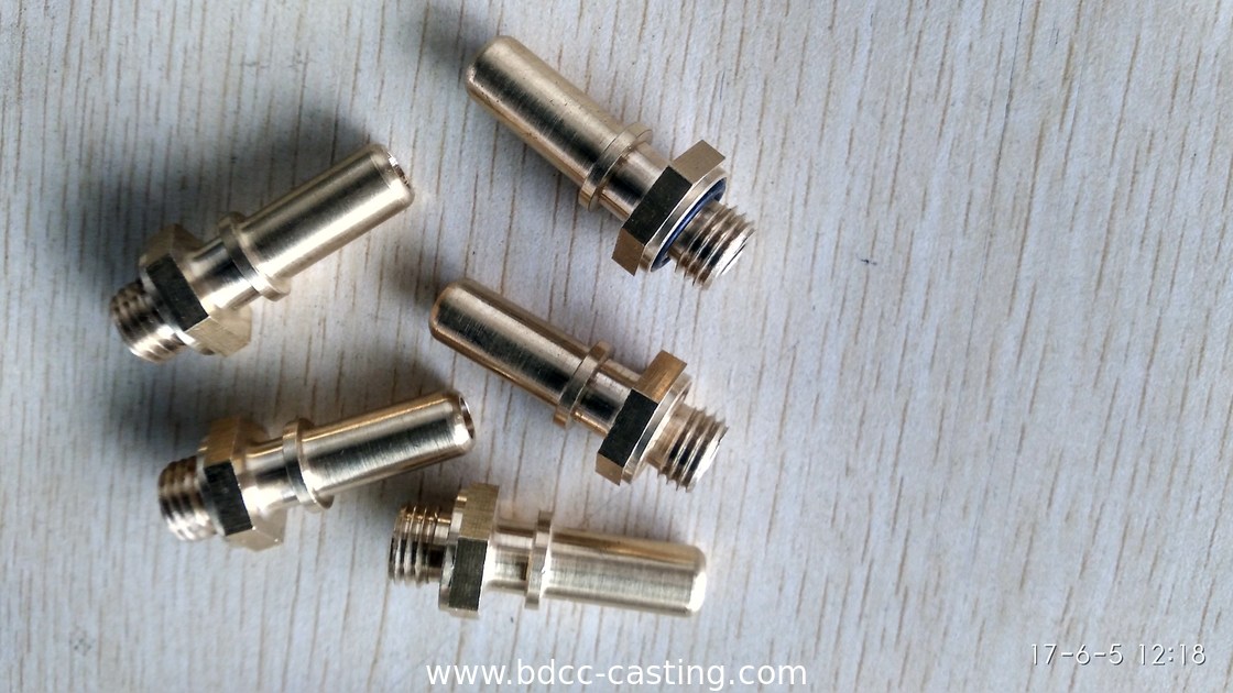 Kundenspezifischer Schnellverbinder aus Messing mit allen Arten von Oberflächen, hergestellt von einem professionellen Hersteller in China