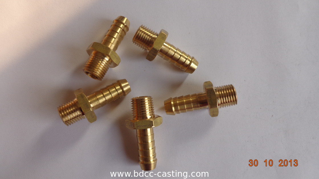 Verarbeitung kundenspezifischer Rohrverbindungen aller Art, CNC-Bearbeitung, Messingfittings, hergestellt in China vom professionellen Hersteller