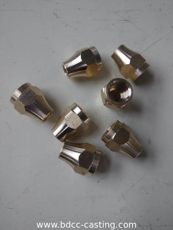 Verarbeitung kundenspezifischer Rohrverbindungen aller Art, Adapter, CNC-Bearbeitung, Messingfittings, hergestellt in China von einem professionellen Hersteller